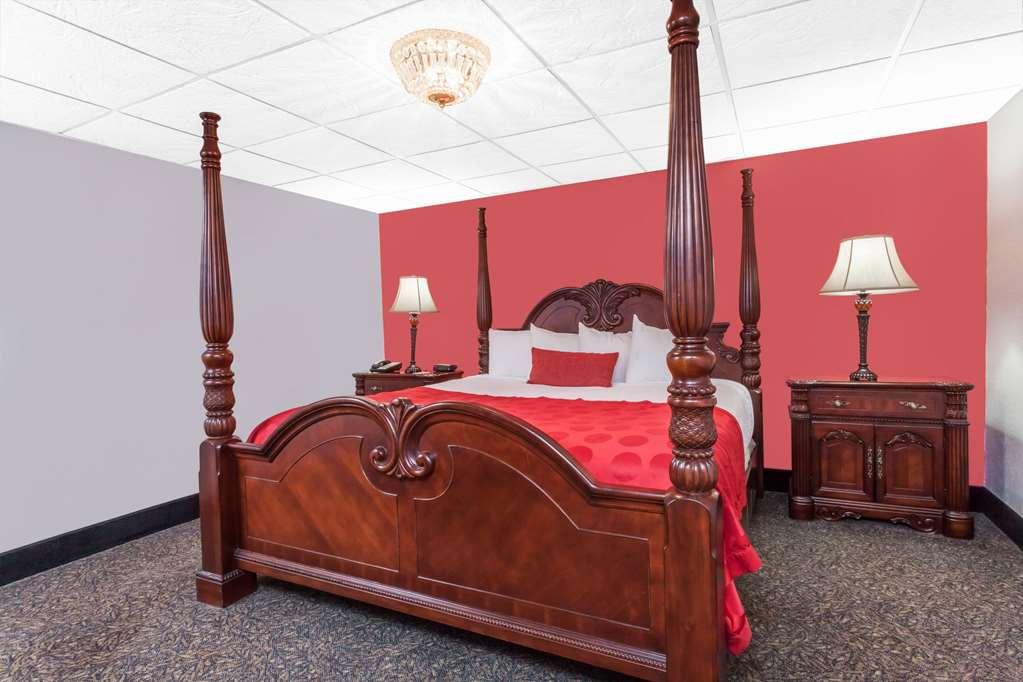 Ramada By Wyndham Henderson/Evansville Bilik gambar